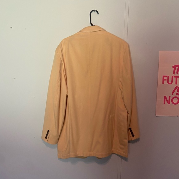 NWT Men’s McKenzie Tribe Yellow Blazer - Picture 7 of 7